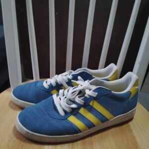 Adidas Men's Blue and Yellow Sneakers